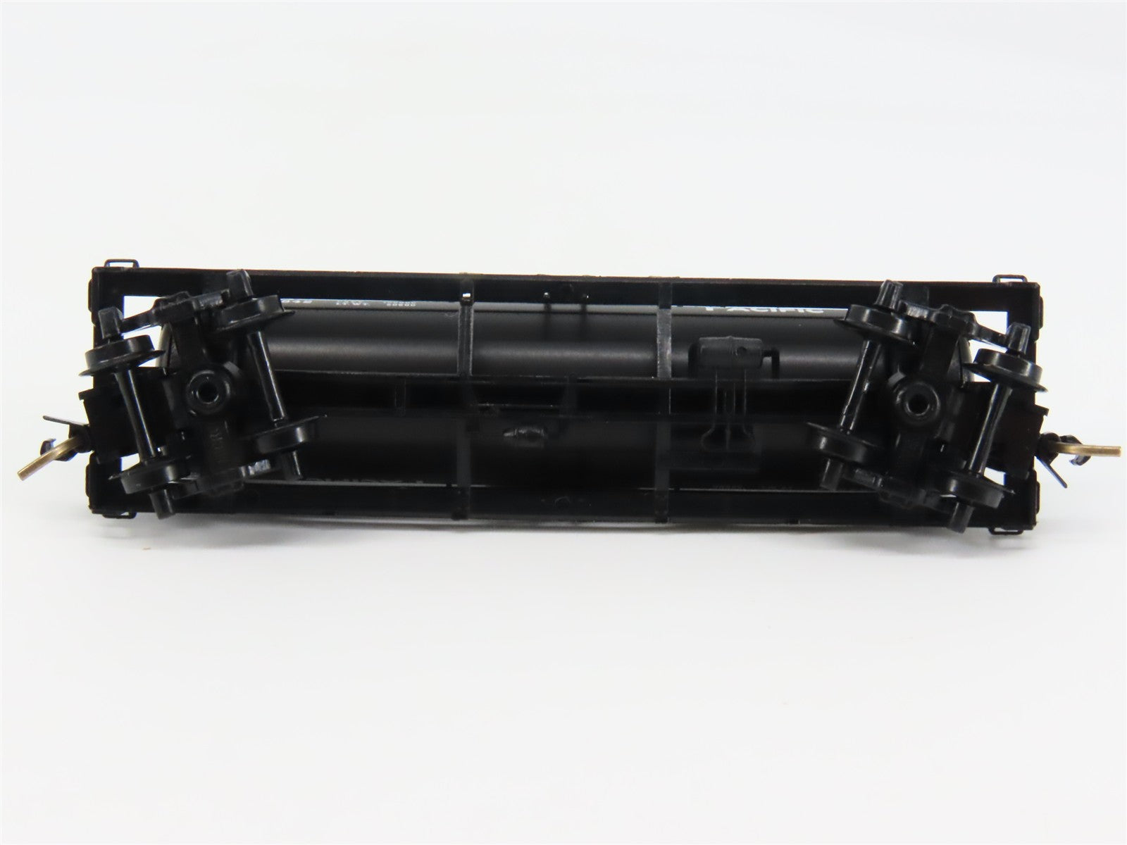 N Scale Micro-Trains MTL 65330 SP Southern Pacific 39' Single Dome Tank Car RTR