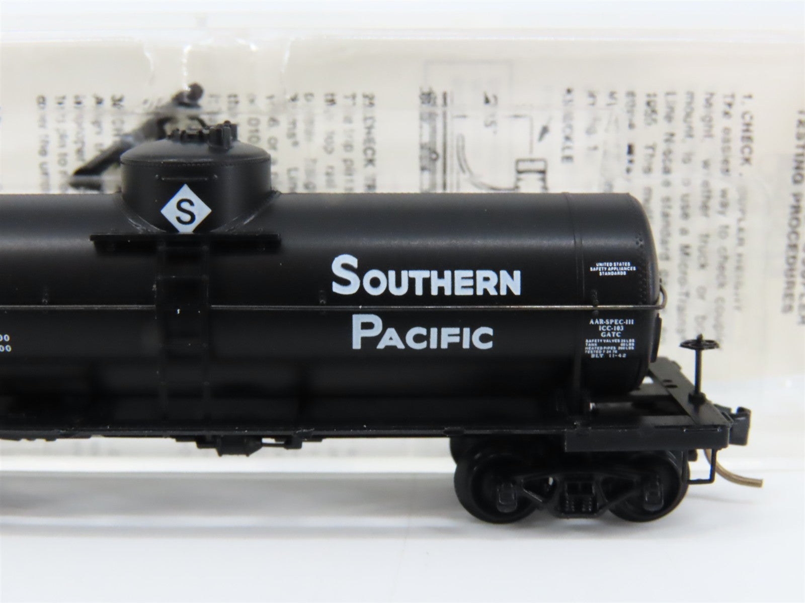 N Scale Micro-Trains MTL 65330 SP Southern Pacific 39' Tank Car 62842 RTR