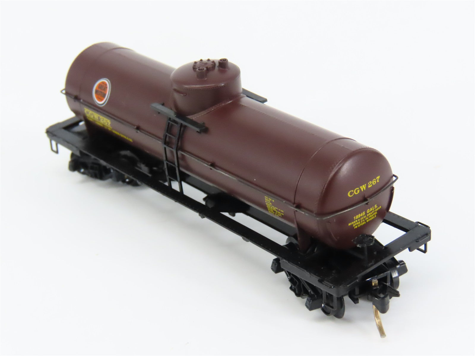 N Scale Micro-Trains MTL 65320 CGW Chicago Great Western 39' Tank Car 267 RTR
