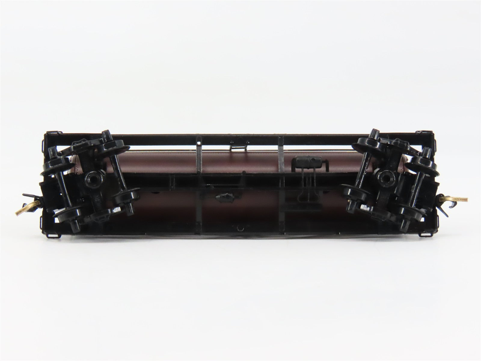 N Scale Micro-Trains MTL 65320 CGW Chicago Great Western 39' Tank Car 267 RTR