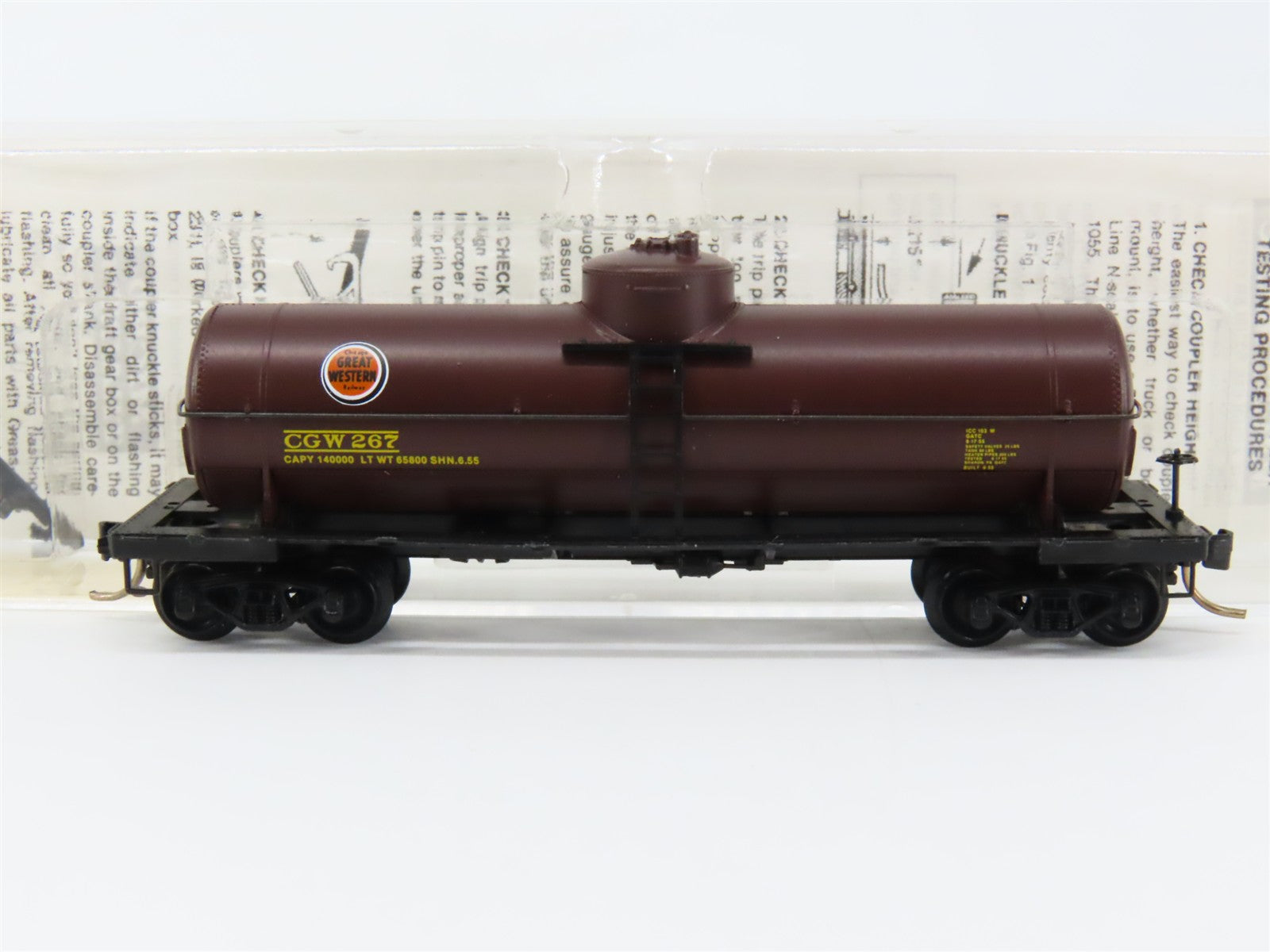 N Scale Micro-Trains MTL 65320 CGW Chicago Great Western 39' Tank Car 267 RTR