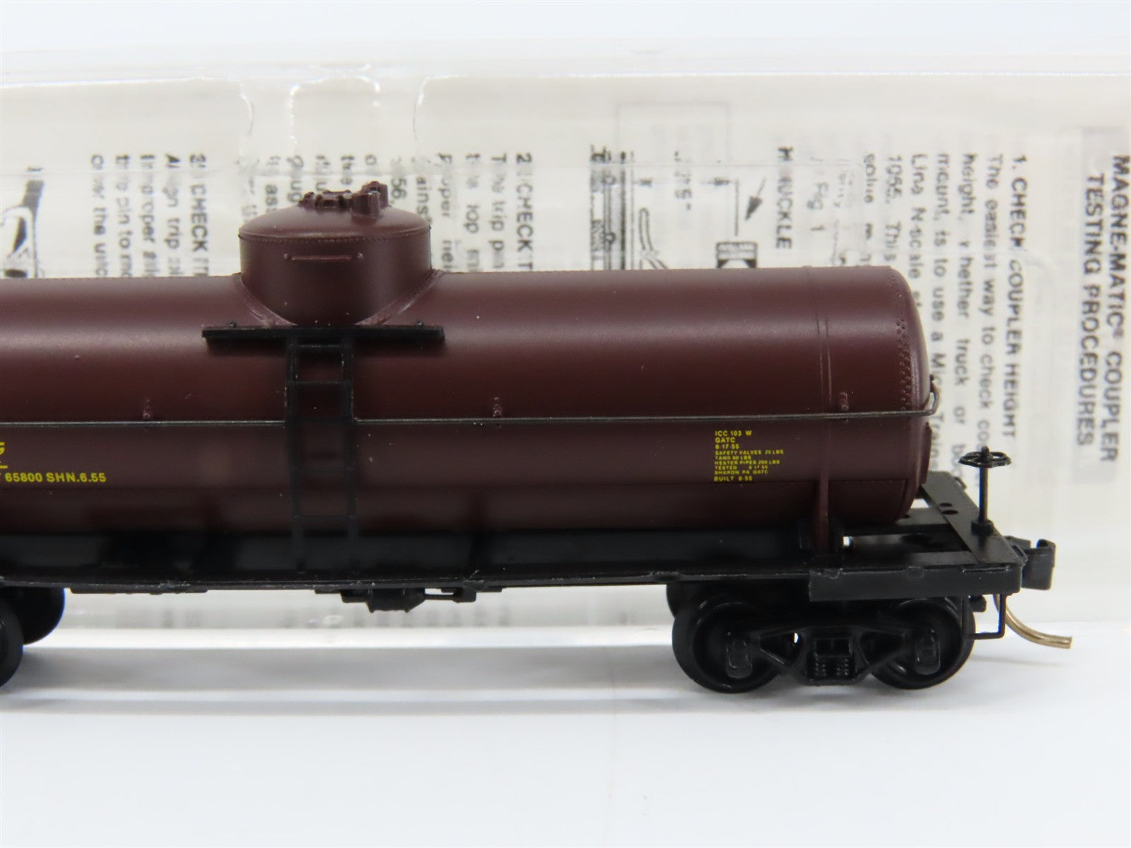 N Scale Micro-Trains MTL 65320 CGW Chicago Great Western 39' Tank Car 267 RTR