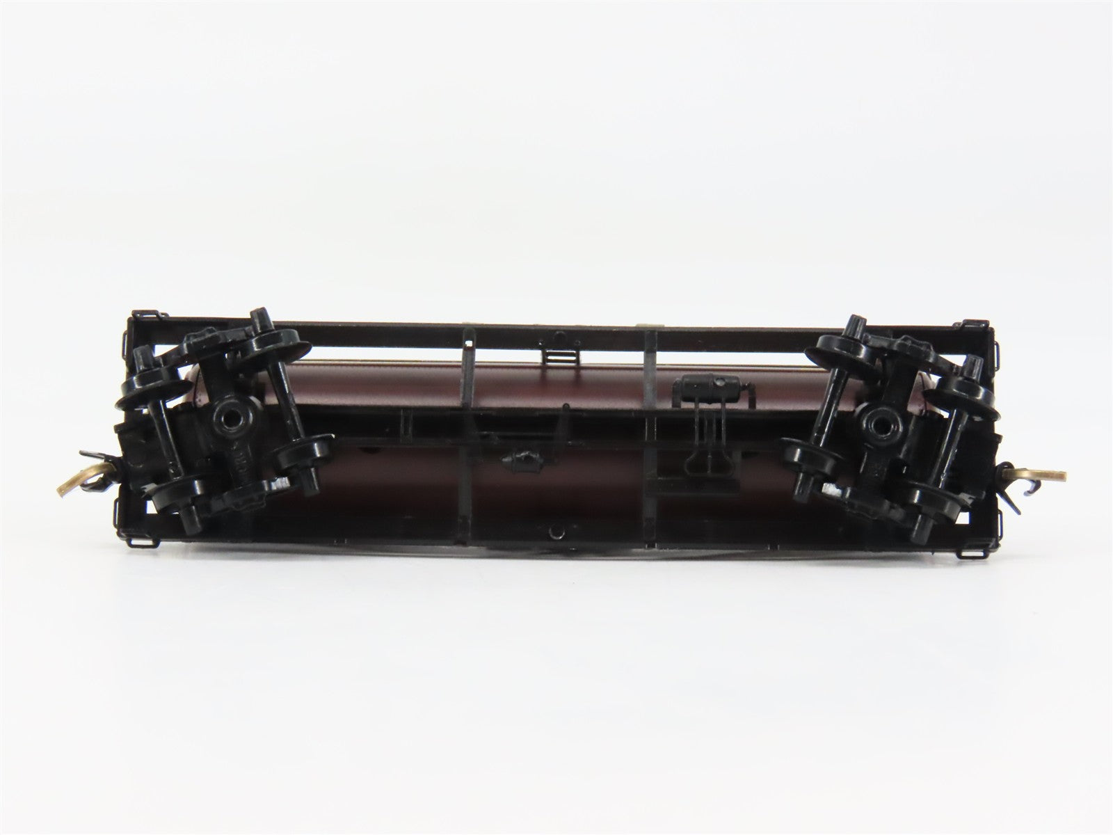 N Scale Micro-Trains MTL 65320 CGW Chicago Great Western 39' Tank Car 267 RTR
