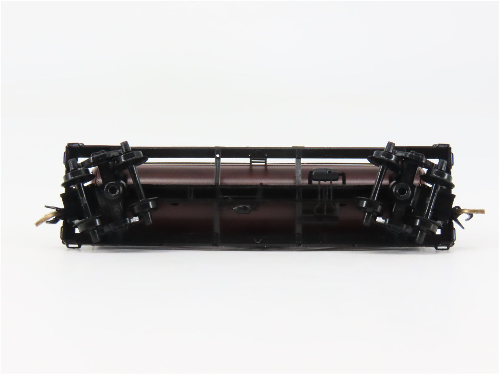 N Scale Micro-Trains MTL 65320 CGW Chicago Great Western 39' Tank Car 267 RTR