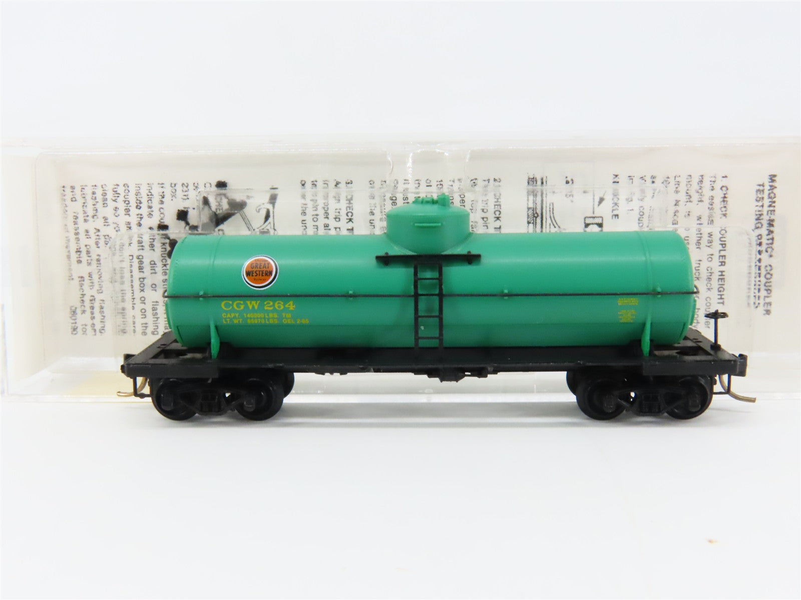 N Scale Micro-Trains MTL 65310 CGW Chicago Great Western 39' Tank Car 264 RTR