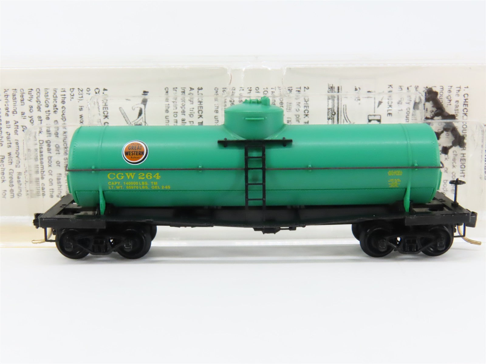N Scale Micro-Trains MTL 65310 CGW Chicago Great Western 39' Tank Car 264 RTR
