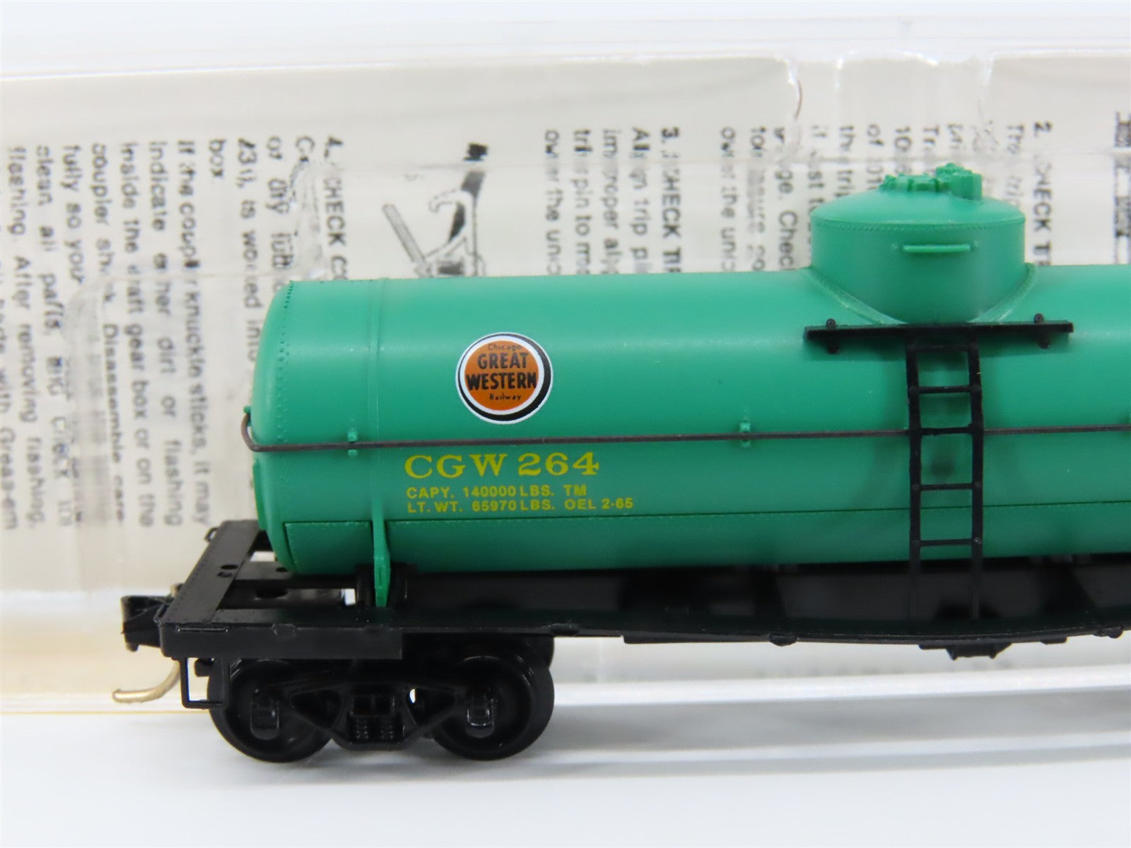 N Scale Micro-Trains MTL 65310 CGW Chicago Great Western 39' Tank Car 264 RTR