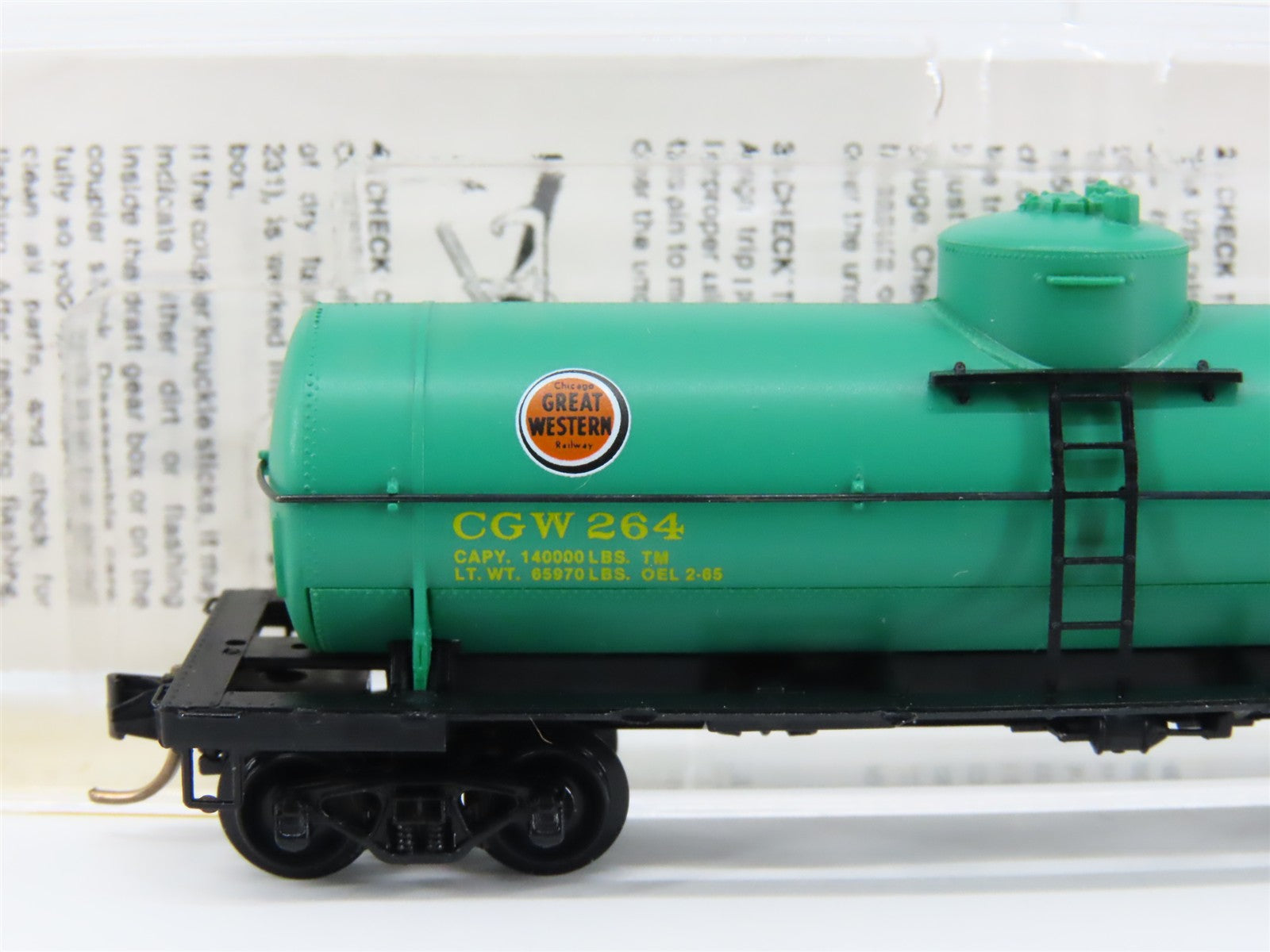 N Scale Micro-Trains MTL 65310 CGW Chicago Great Western 39' Tank Car 264 RTR