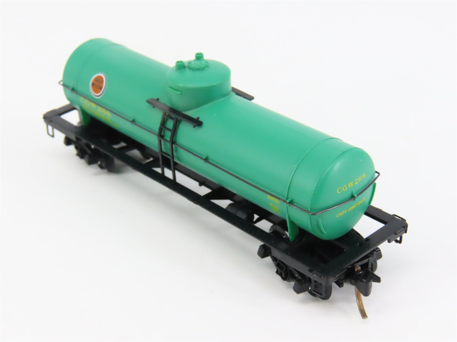 N Scale Micro-Trains MTL 65310 CGW Chicago Great Western 39' Tank Car 264 RTR