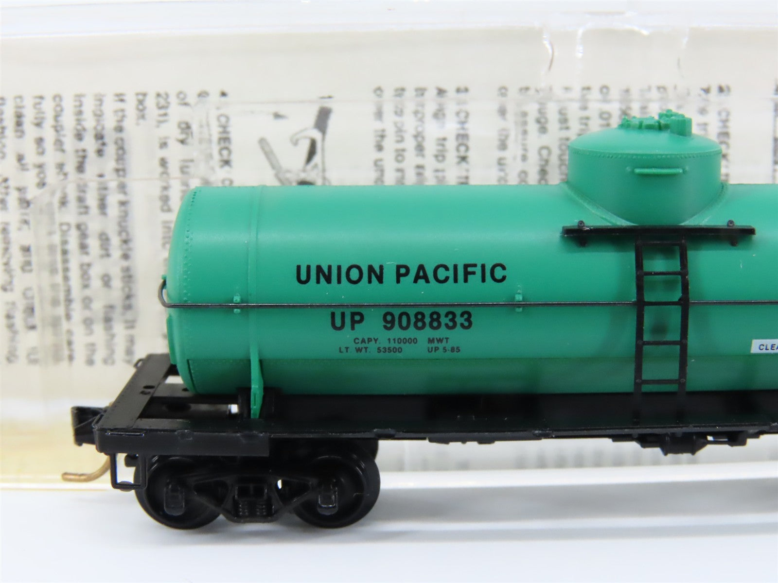 N Scale Micro-Trains MTL 65340 UP Union Pacific 39' Single Dome Tank Car RTR