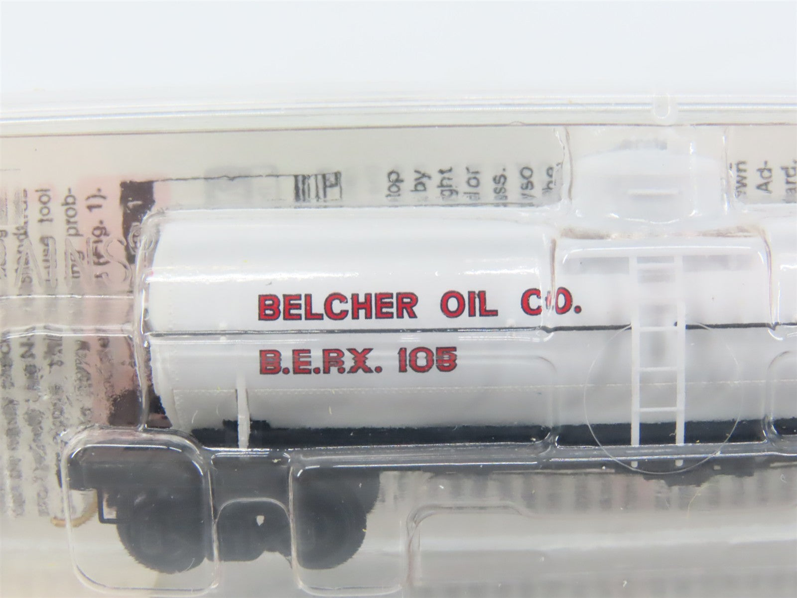 N Scale Micro-Trains MTL 65420 BEPX Belcher Oil Co. 39' Single Dome Tank Car RTR