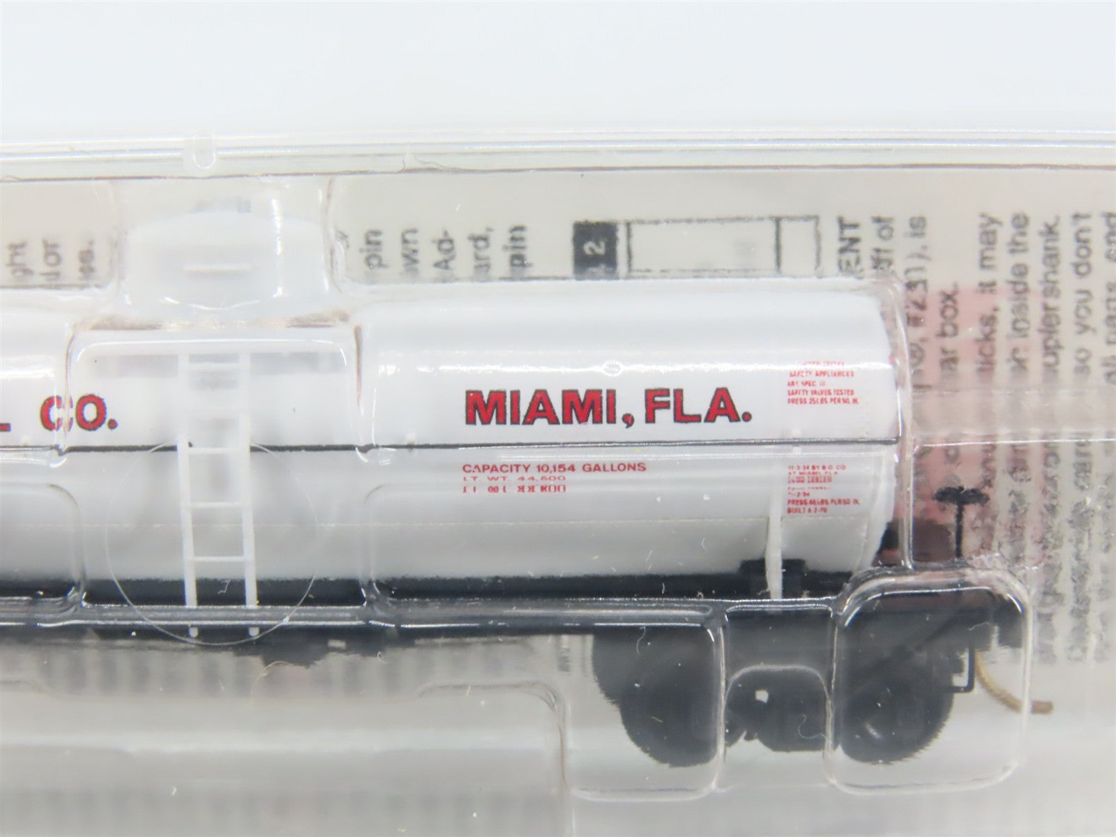 N Scale Micro-Trains MTL 65420 BEPX Belcher Oil Co. 39' Single Dome Tank Car RTR