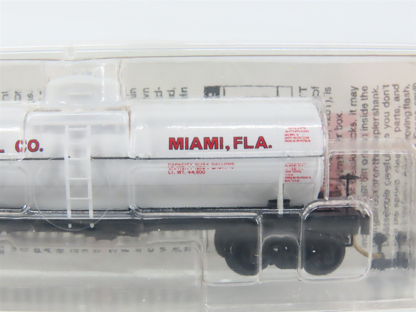 N Scale Micro-Trains MTL 65420 BEPX Belcher Oil Co. 39' Single Dome Tank Car RTR