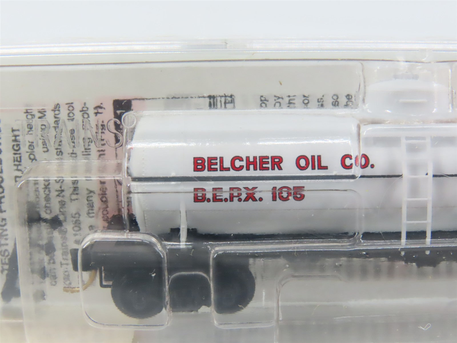 N Scale Micro-Trains MTL 65420 BERX Belcher Oil Co. 39' Single Dome Tank Car RTR
