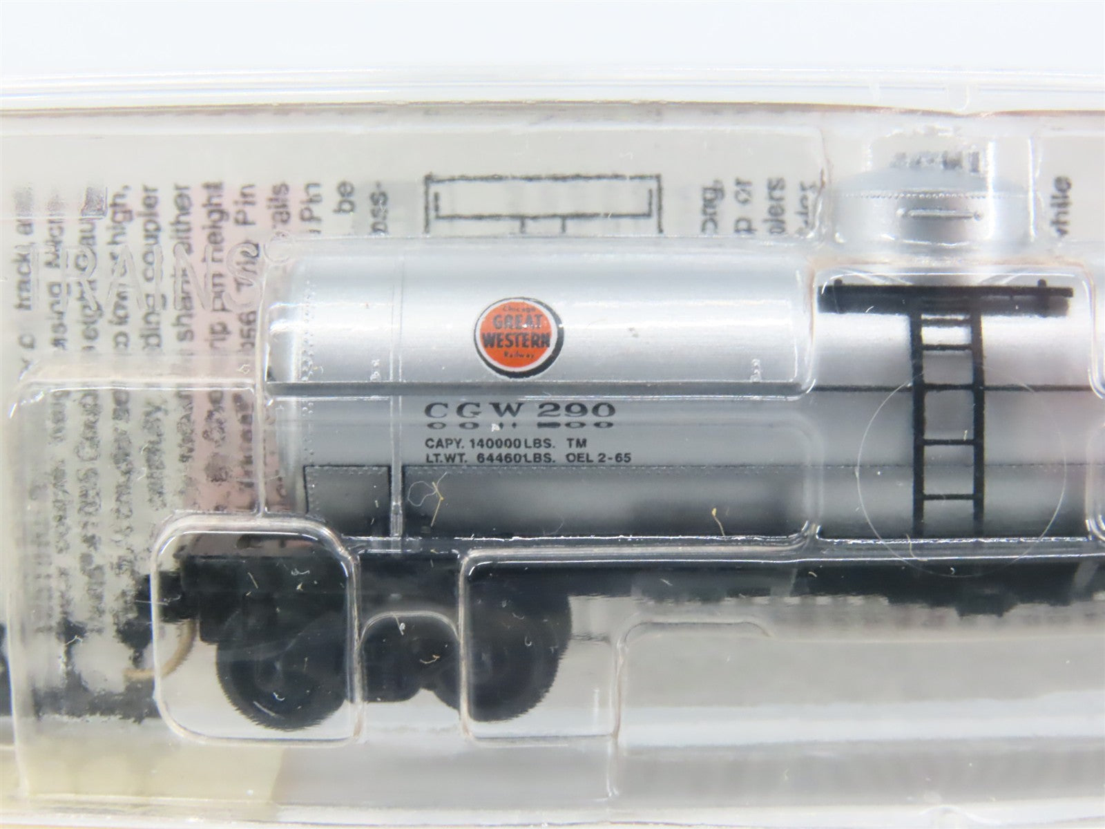 N Scale Micro-Trains MTL 65400 CGW Chicago Great Western 39' Tank Car 290 RTR