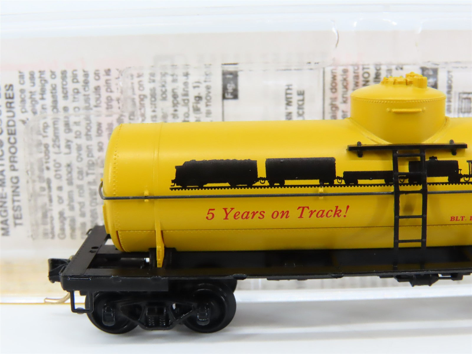 N Scale Micro-Trains MTL 65380 Micro-Trains Line 39' Single Dome Tank Car RTR