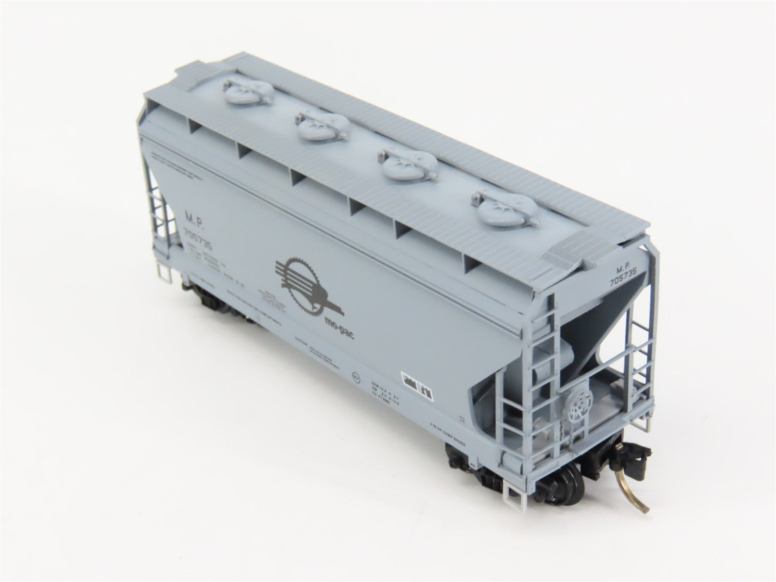 N Scale Micro-Trains MTL 92030 MP Missouri Pacific Hopper 705735 RTR