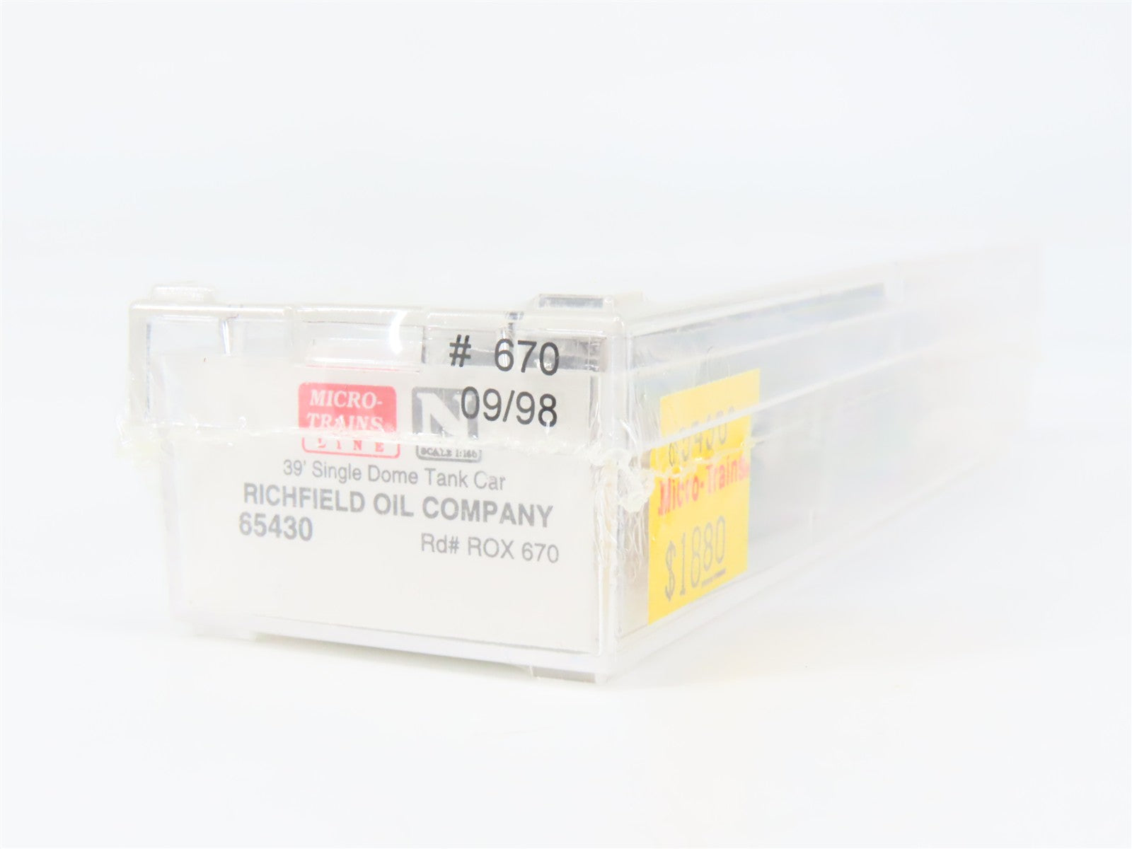N Scale Micro-Trains MTL 65430 ROX Richfield Oil Company 39' Tank Car 670 RTR