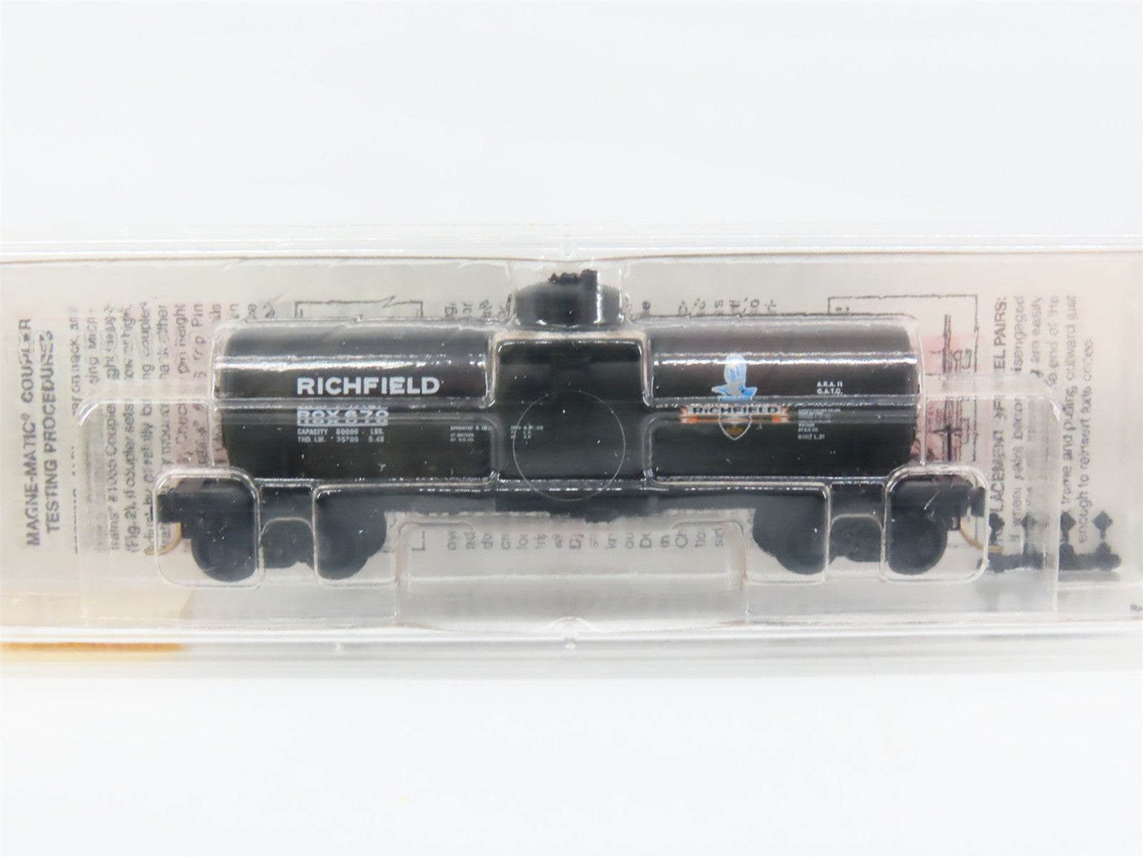 N Scale Micro-Trains MTL 65430 ROX Richfield Oil Company 39' Tank Car 670 RTR