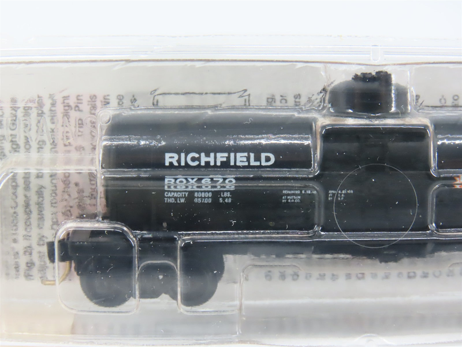 N Scale Micro-Trains MTL 65430 ROX Richfield Oil Company 39' Tank Car 670 RTR