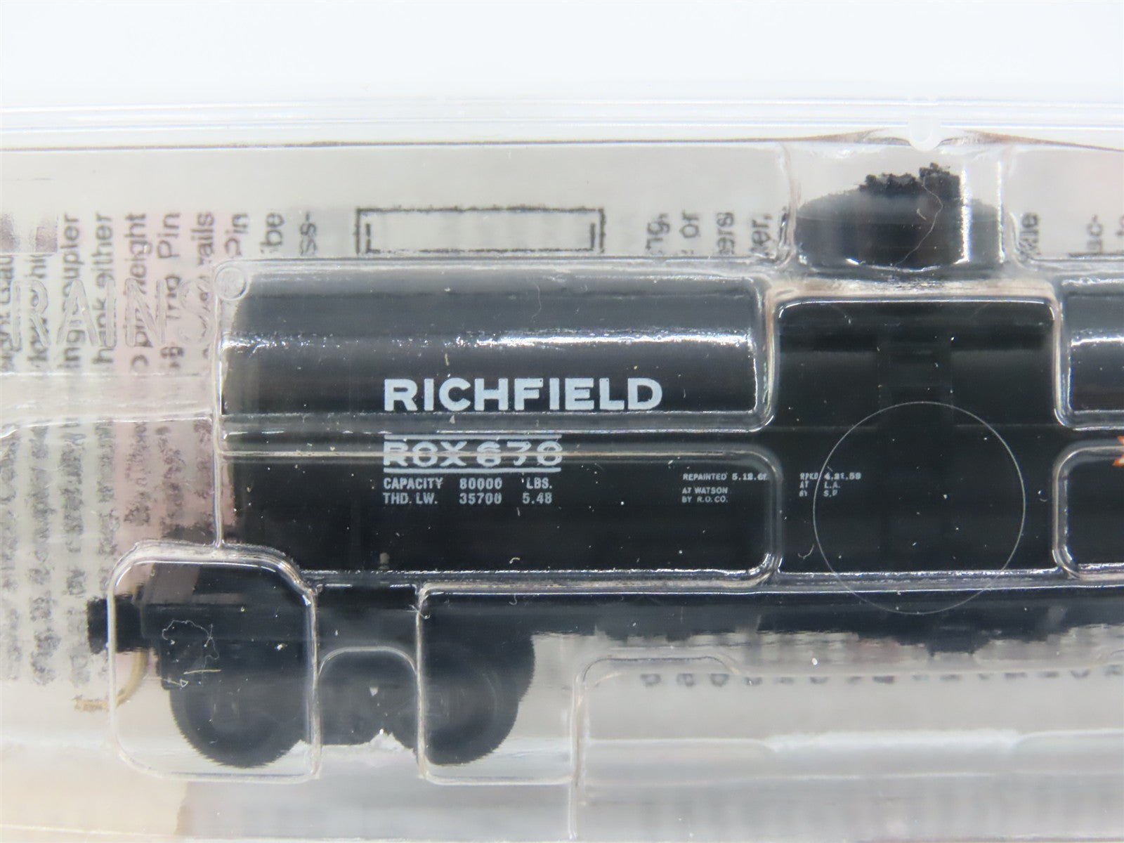 N Scale Micro-Trains MTL 65430 ROX Richfield Oil Company 39' Tank Car 670 RTR