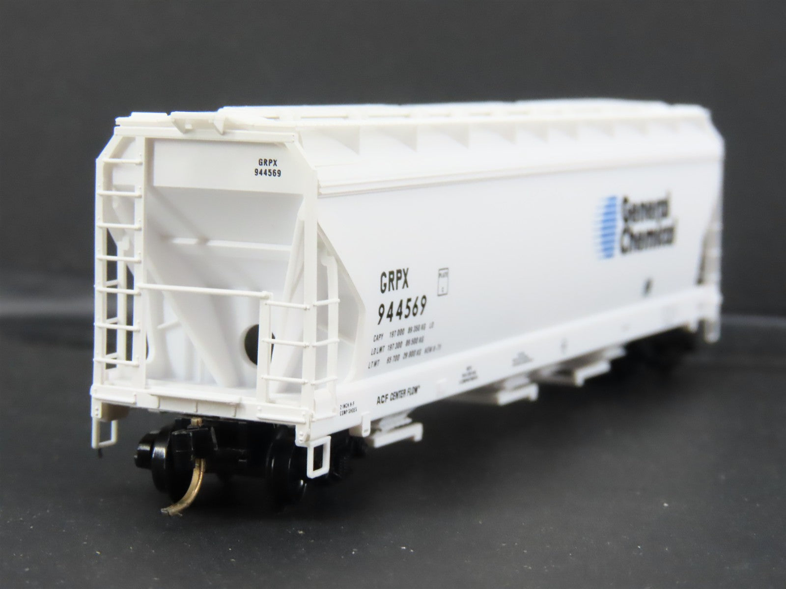 N Scale Micro-Trains MTL 94020 GRPX General Chemical 3-Bay Covered Hopper RTR