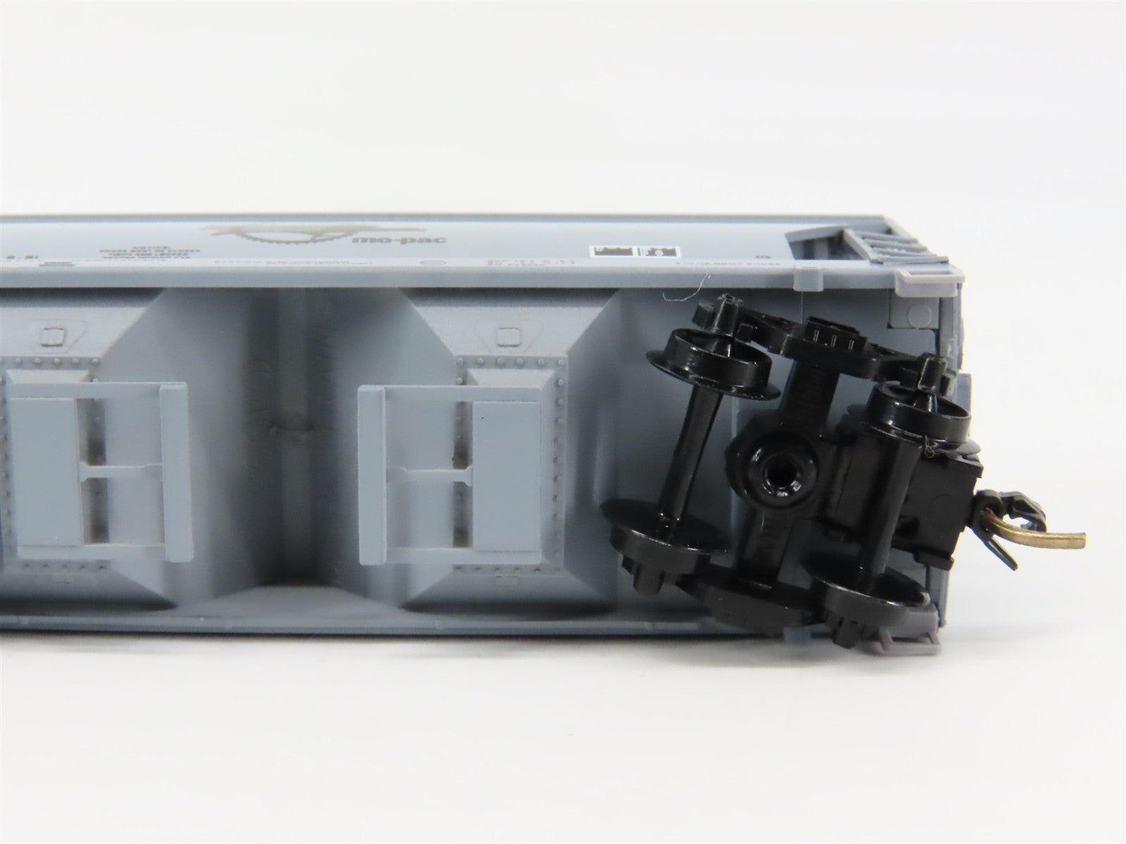 N Scale Micro-Trains MTL 92030 Missouri Pacific 2-Bay ACF Centerflow Hopper RTR