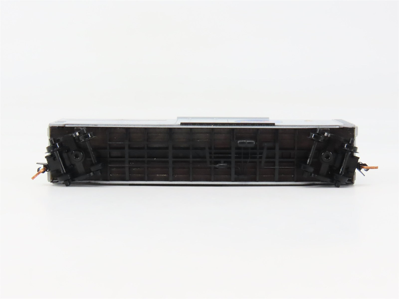 N Scale Micro-Trains MTL 03800402 USN US Navy 50' Box Car CV-12 RTR