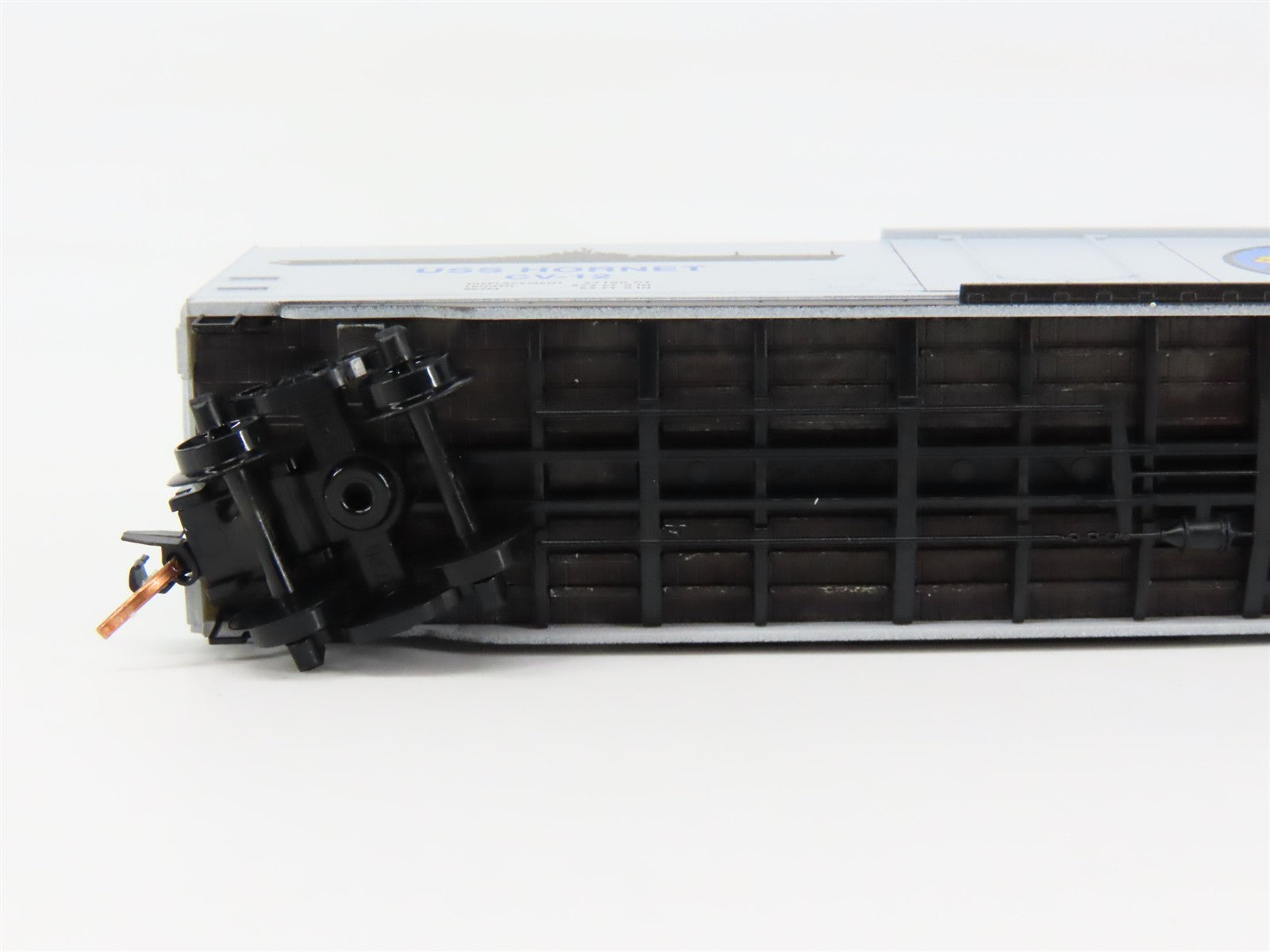 N Scale Micro-Trains MTL 03800402 USN US Navy 50' Box Car CV-12 RTR