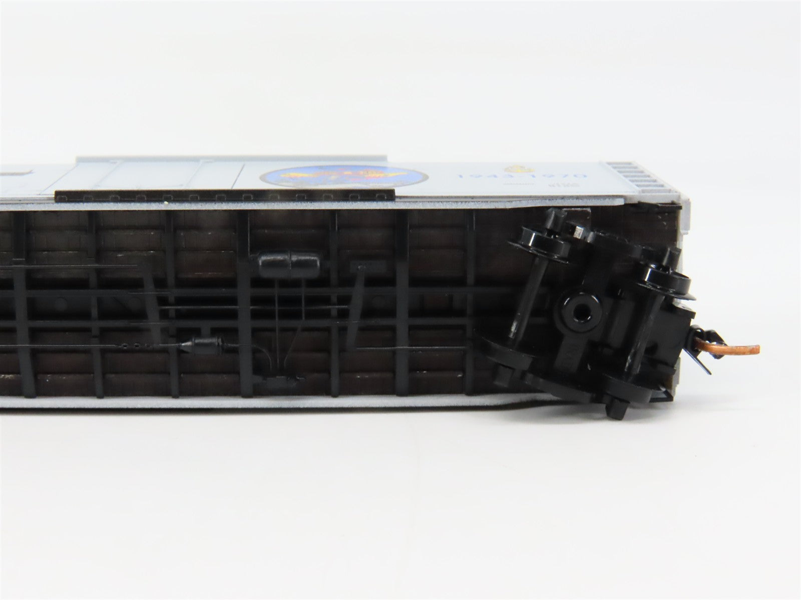 N Scale Micro-Trains MTL 03800402 USN US Navy 50' Box Car CV-12 RTR