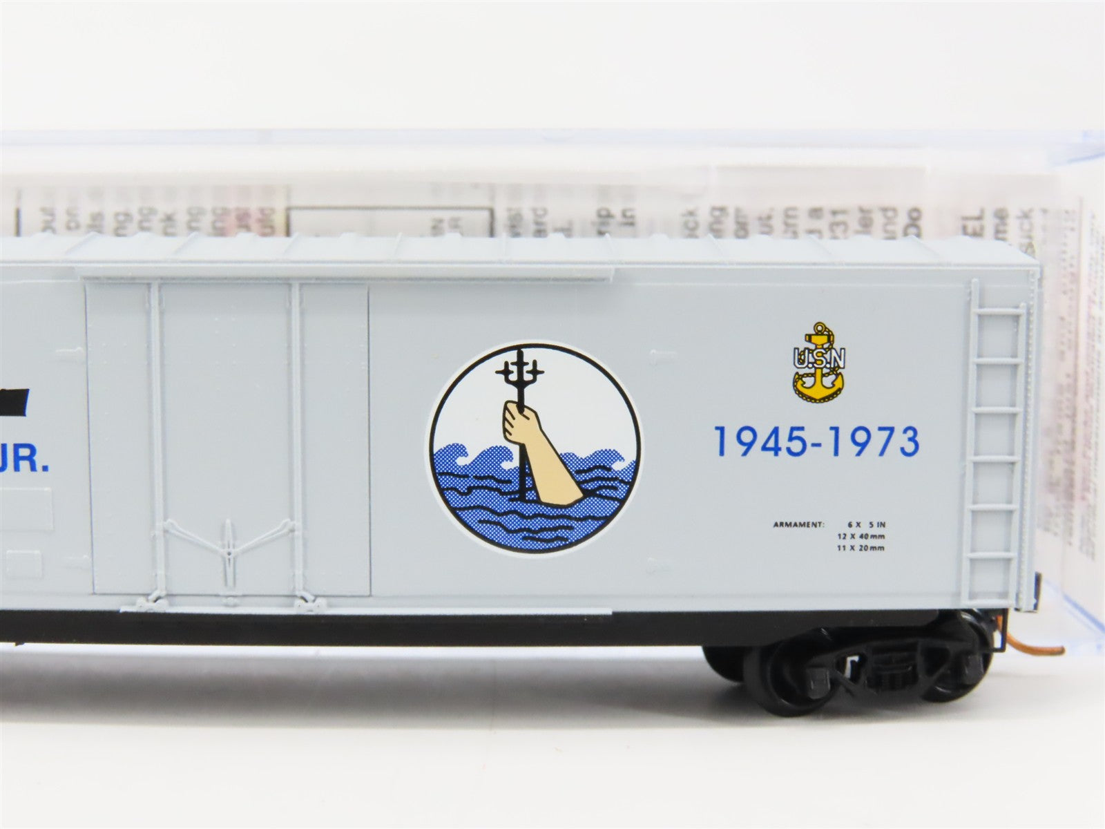 N Scale Micro-Trains MTL 03800404 USN United States Navy 50' Box Car DD-850 RTR