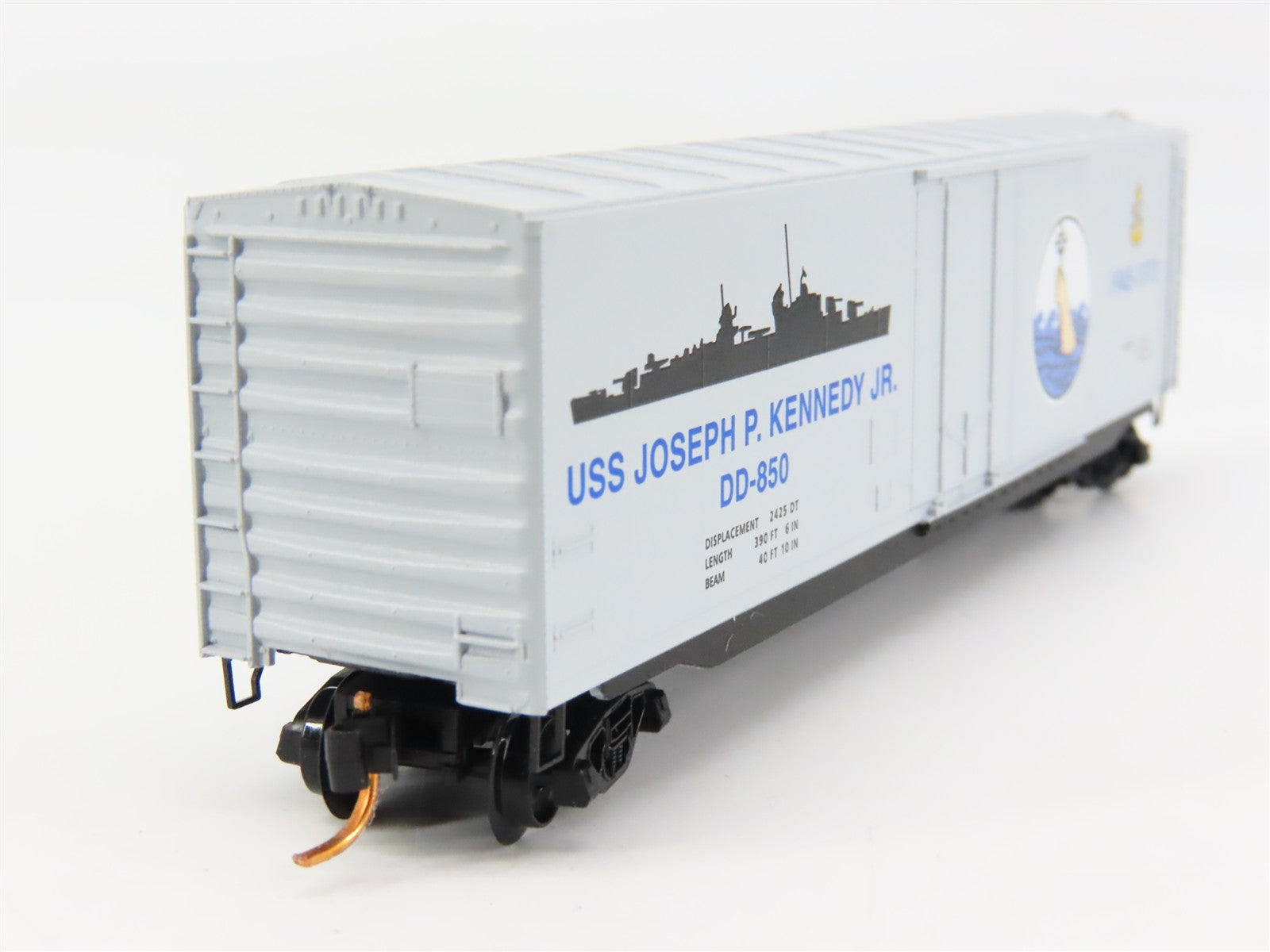N Scale Micro-Trains MTL 03800404 USN United States Navy 50' Box Car DD-850 RTR