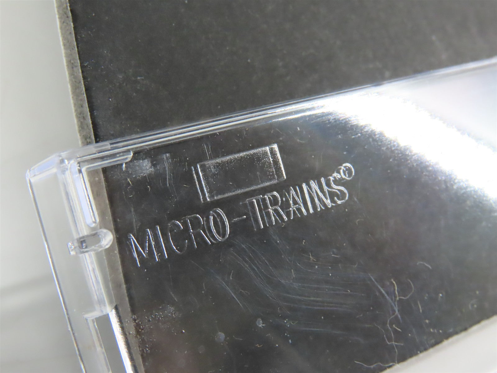 N Scale Micro-Trains MTL 03800404 USN United States Navy 50' Box Car DD-850 RTR