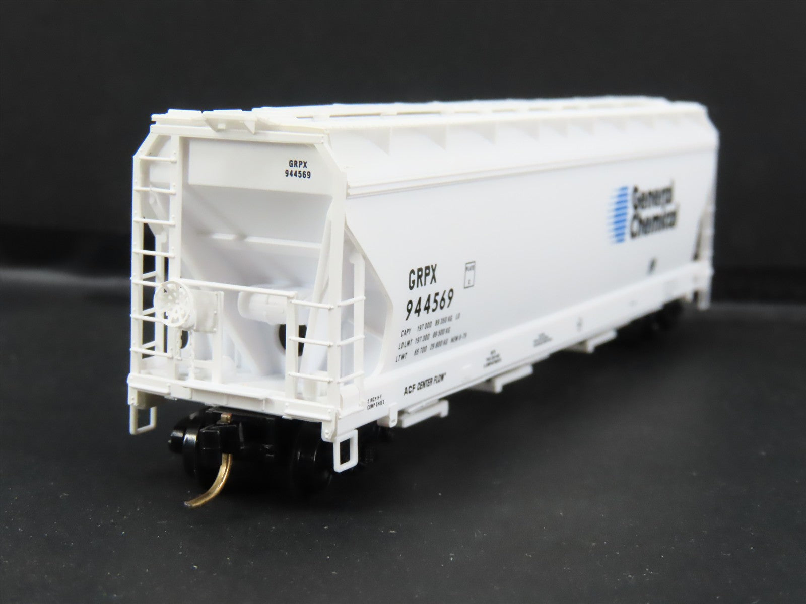 N Scale Micro-Trains MTL 94020 GRPX General Chemical 3-Bay Covered Hopper RTR