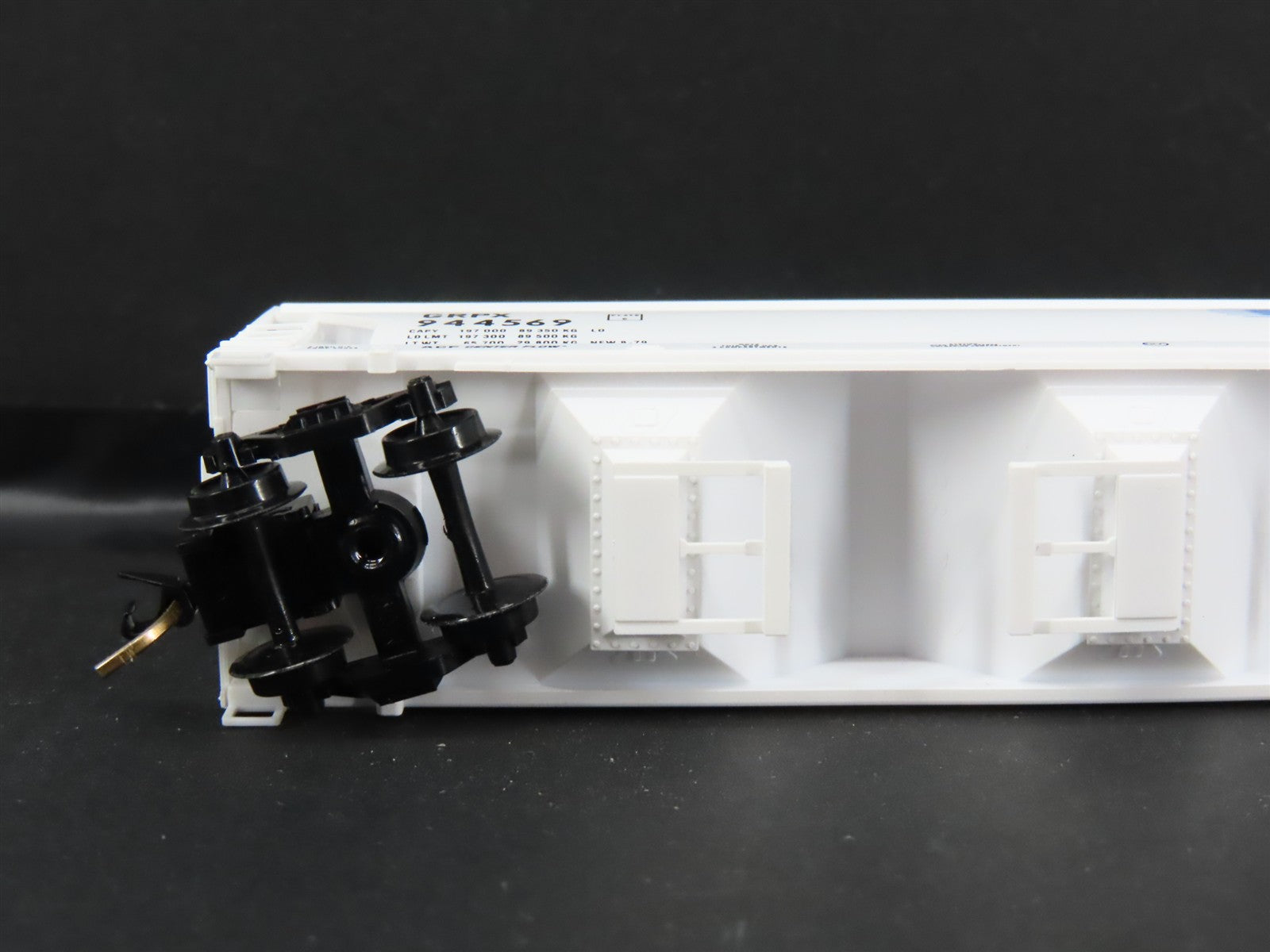 N Scale Micro-Trains MTL 94020 GRPX General Chemical 3-Bay Covered Hopper RTR
