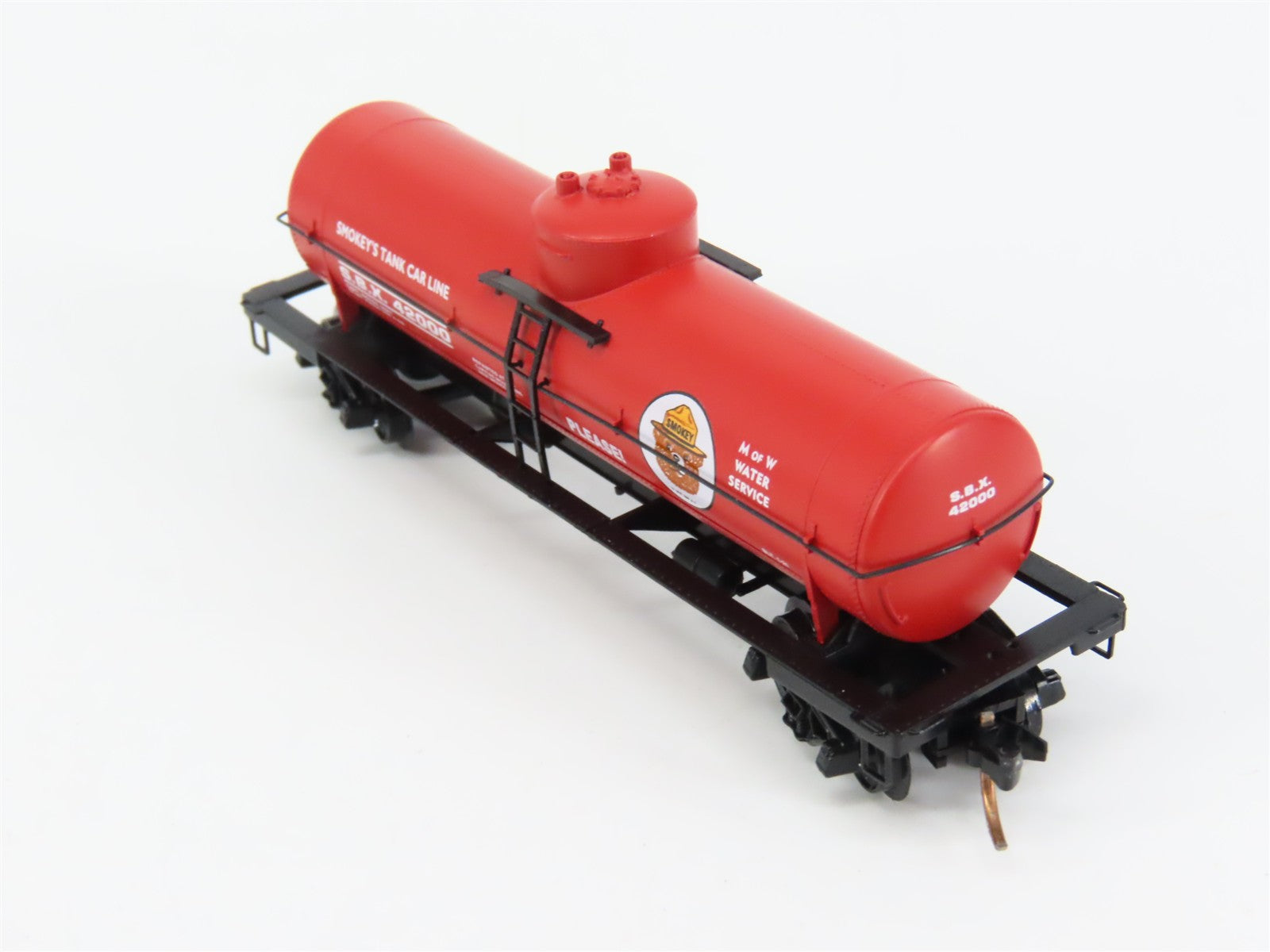 N Scale Micro-Trains MTL 65460 SBX Smokey Bear 39' Single Dome Tank Car RTR