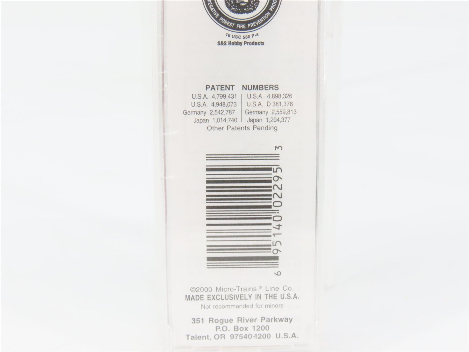 N Scale Micro-Trains MTL 65460 SBX Smokey Bear 39' Single Dome Tank Car RTR
