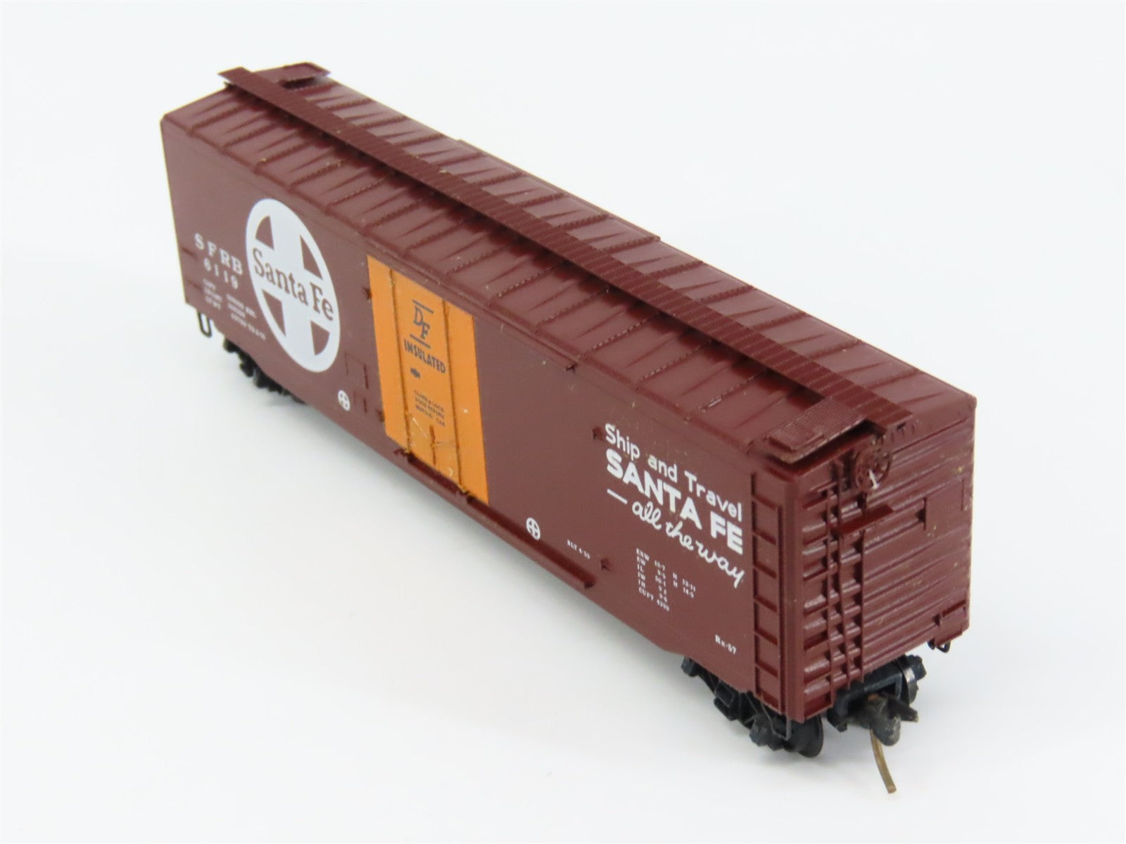 N Scale Micro-Trains MTL 32076 SFRB Santa Fe 50' Box Car 6119 RTR