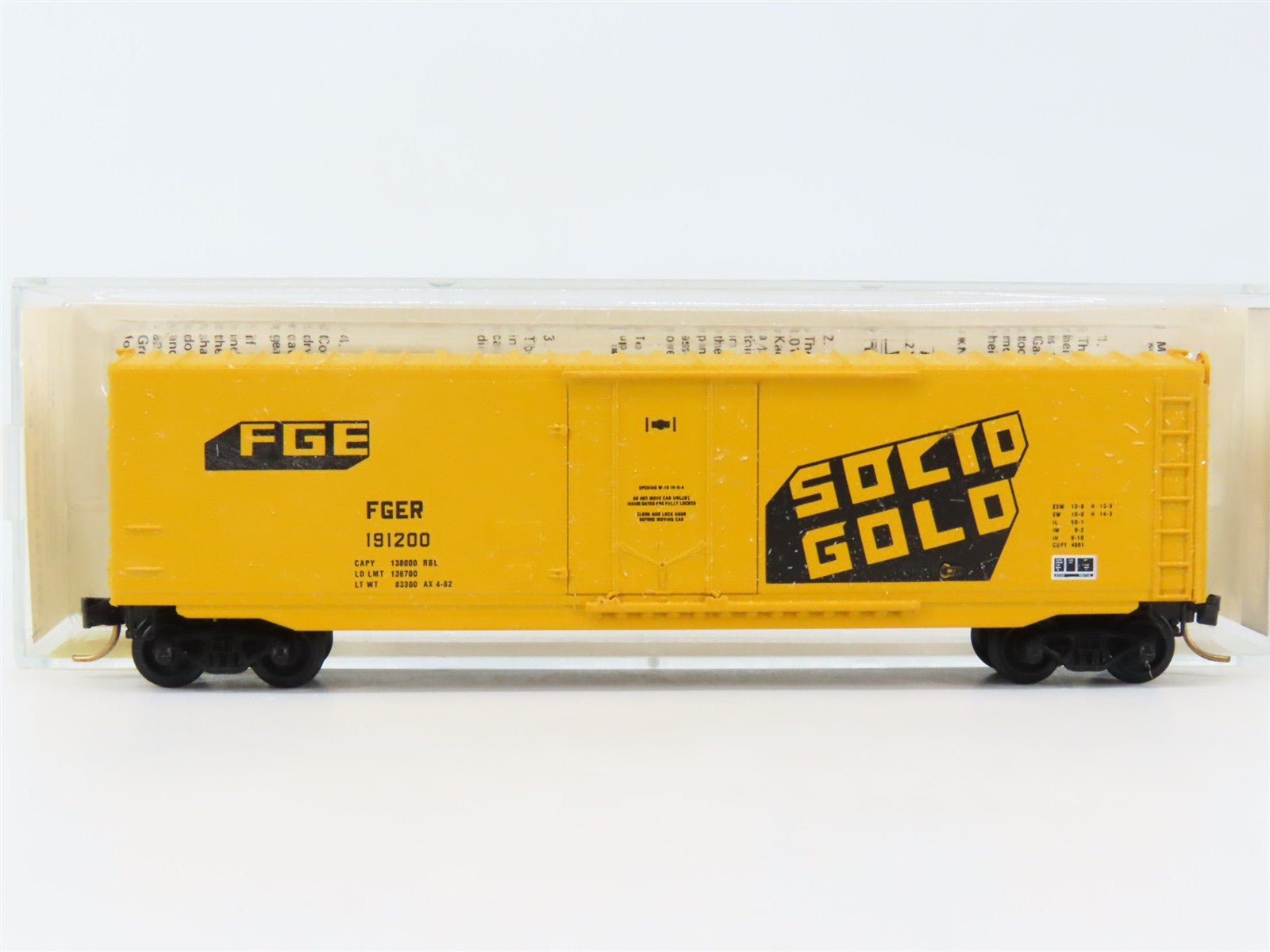 N Scale Micro-Trains MTL 38150 Fruit Growers Express 50' Plug Door Box Car RTR
