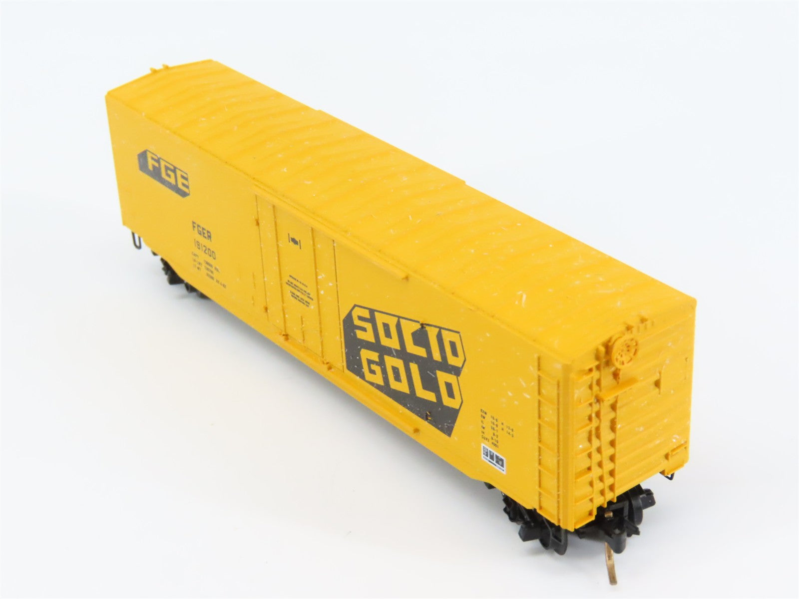 N Scale Micro-Trains MTL 38150 Fruit Growers Express 50' Plug Door Box Car RTR