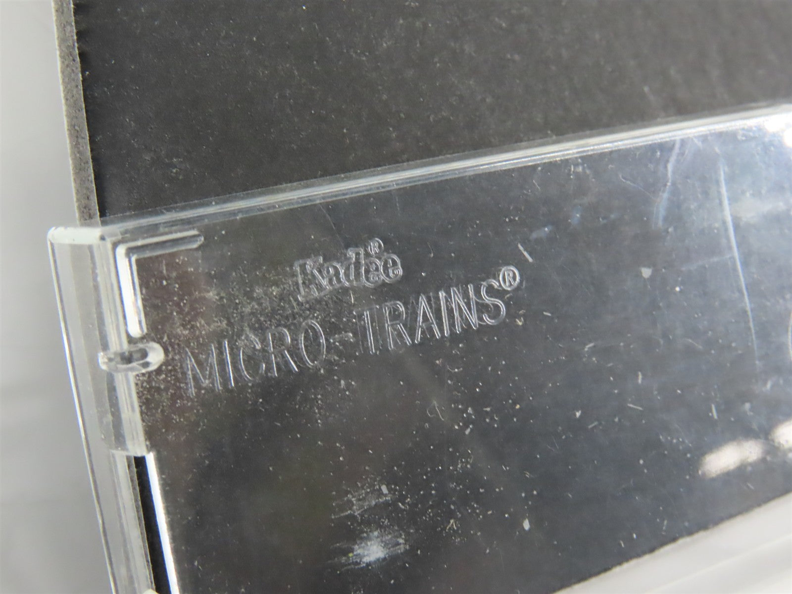 N Scale Micro-Trains MTL 38150 Fruit Growers Express 50' Plug Door Box Car RTR