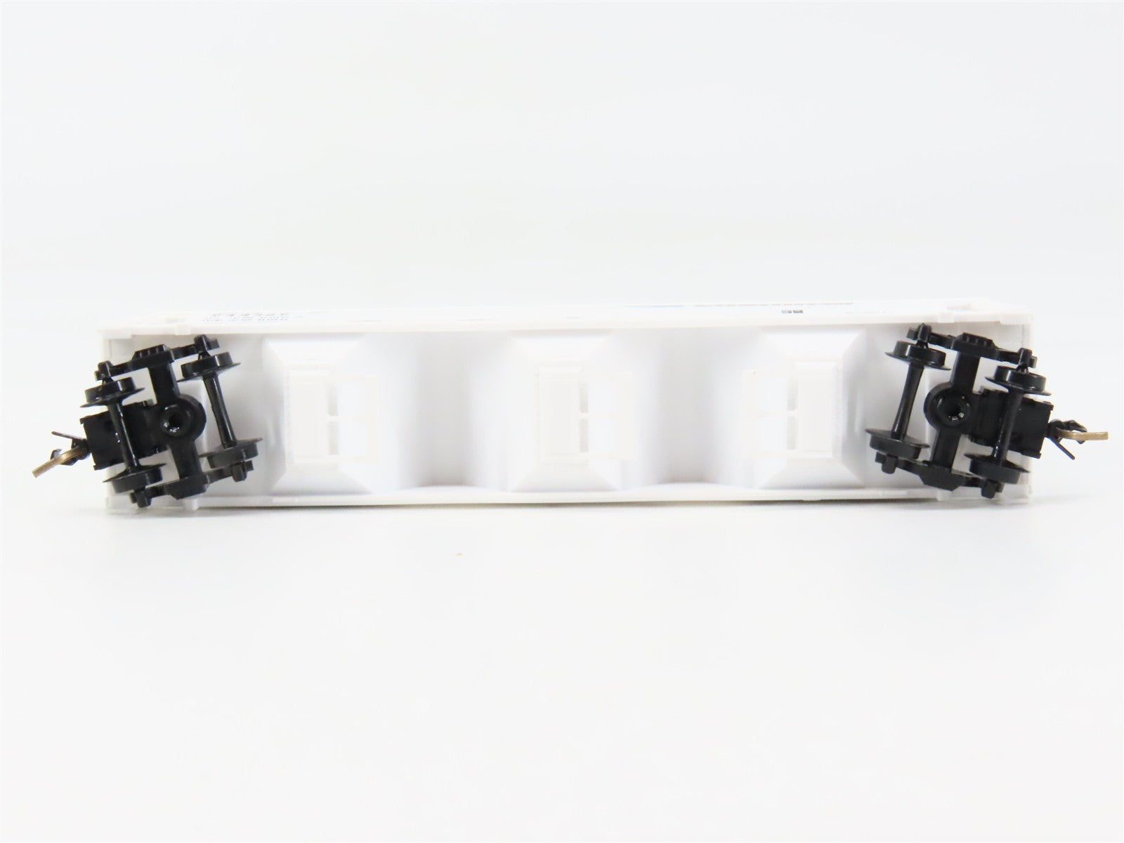 N Scale Micro-Trains MTL 94020 GRPX General Chemical 3-Bay Covered Hopper RTR