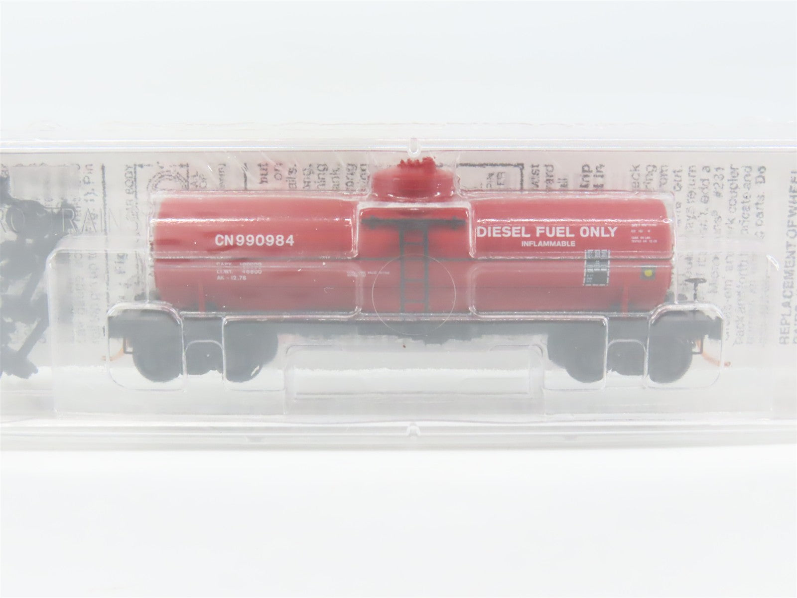 N Scale Micro-Trains MTL 65560 CN Canadian National 39' Single Dome Tank Car RTR