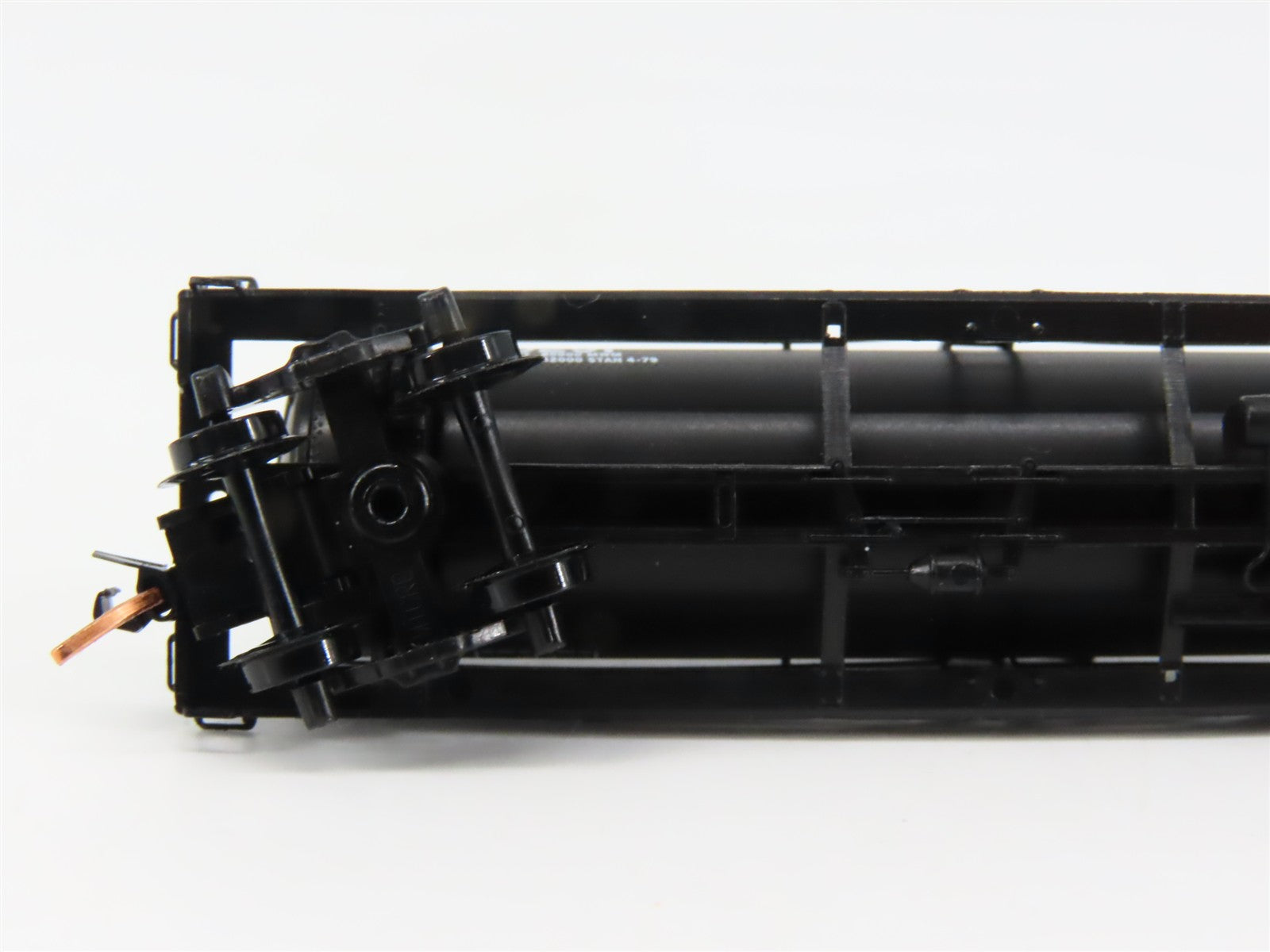 N Scale Micro-Trains MTL 65550 WPMW Western Pacific 39' Single Dome Tank Car RTR