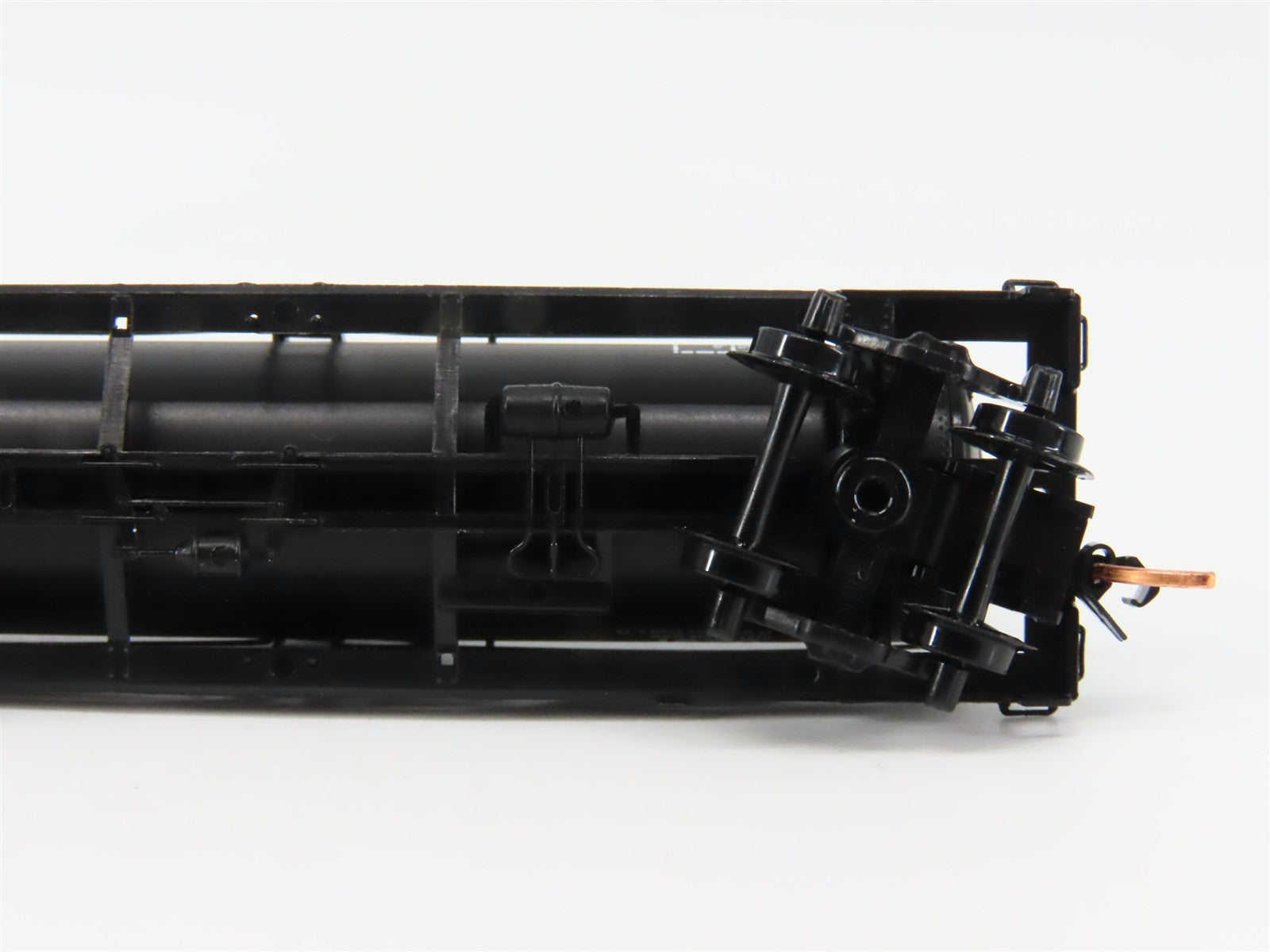 N Scale Micro-Trains MTL 65550 WPMW Western Pacific 39' Single Dome Tank Car RTR