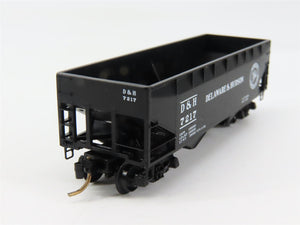 N Scale Micro-Trains MTL 55170 D&H Delaware & Hudson 33' 2-Bay Hopper 7217 RTR