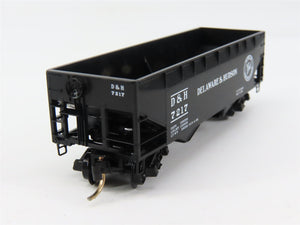 N Scale Micro-Trains MTL 55170 D&H Delaware & Hudson 33' 2-Bay Hopper 7217 RTR