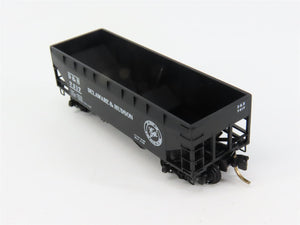 N Scale Micro-Trains MTL 55170 D&H Delaware & Hudson 33' 2-Bay Hopper 7217 RTR
