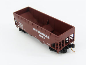 N Scale Micro-Trains MTL 55160 MILW Milwaukee Road 33' 2-Bay Hopper 96245 RTR