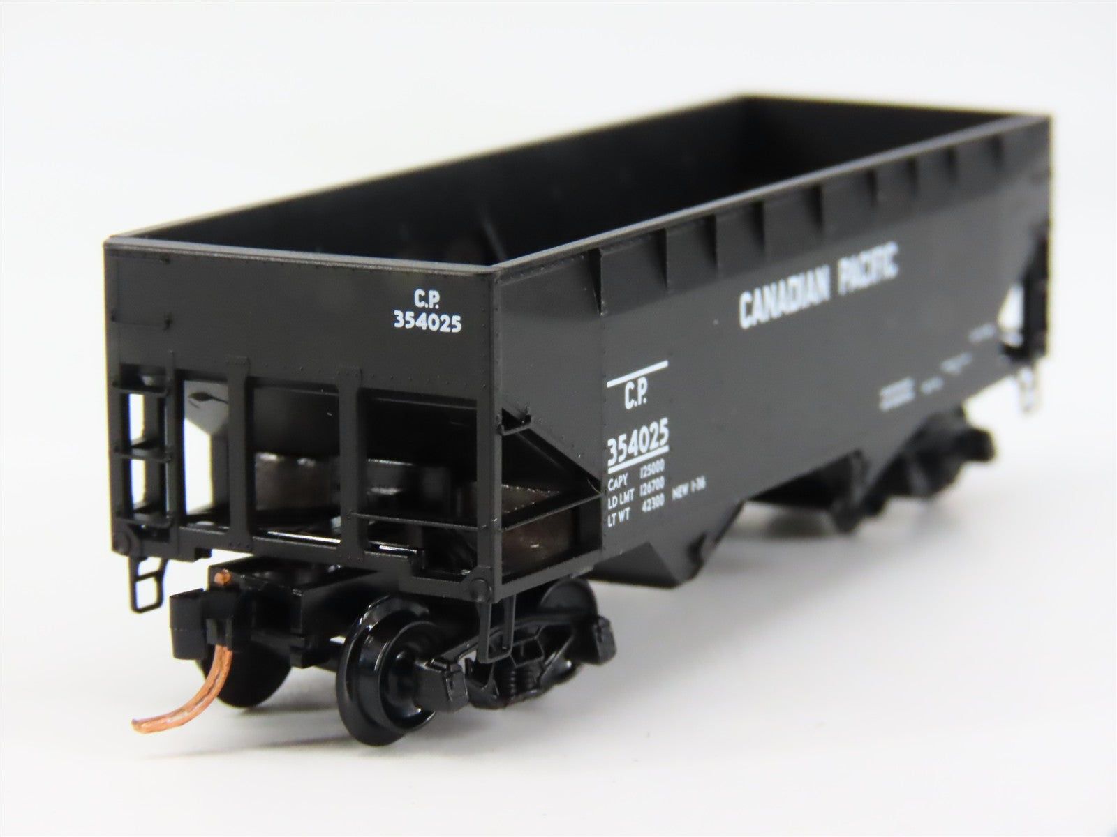 N Scale Micro-Trains MTL 55150 CP Canadian Pacific 33' 2-Bay Hopper 354025 RTR
